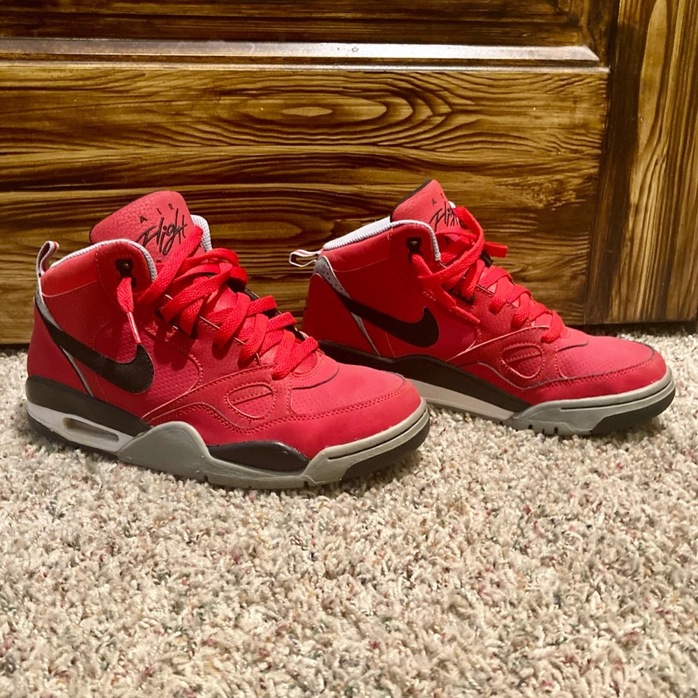 NIKE FLIGHT 13 MID